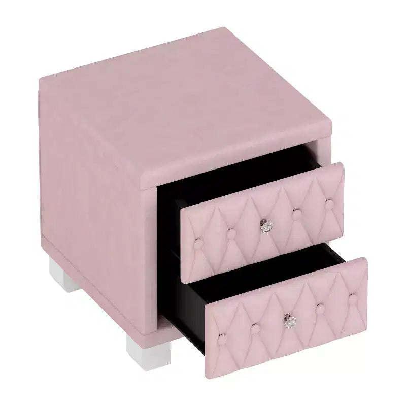 Table de chevet 2 tiroirs capitonnée crème/blush avec façade capitonnée en losanges et poignées en cristal