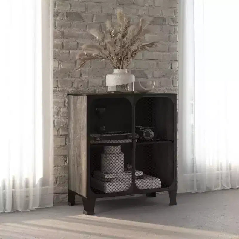 Armoire de rangement industrielle grise/marron rustique avec portes en maille – Lot de 1 ou 2