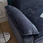 Canapé d'angle beige avec pouf, dossier coussins, 3 places