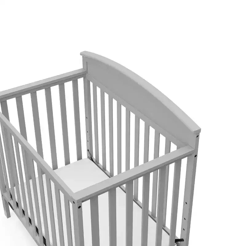 Mini-lit de bébé convertible 4-en-1 Blush / Bois flotté / Gris galet / Blanc avec matelas, pour 1 personne