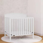 Mini-lit de bébé convertible 4-en-1 Blush / Bois flotté / Gris galet / Blanc avec matelas, pour 1 personne